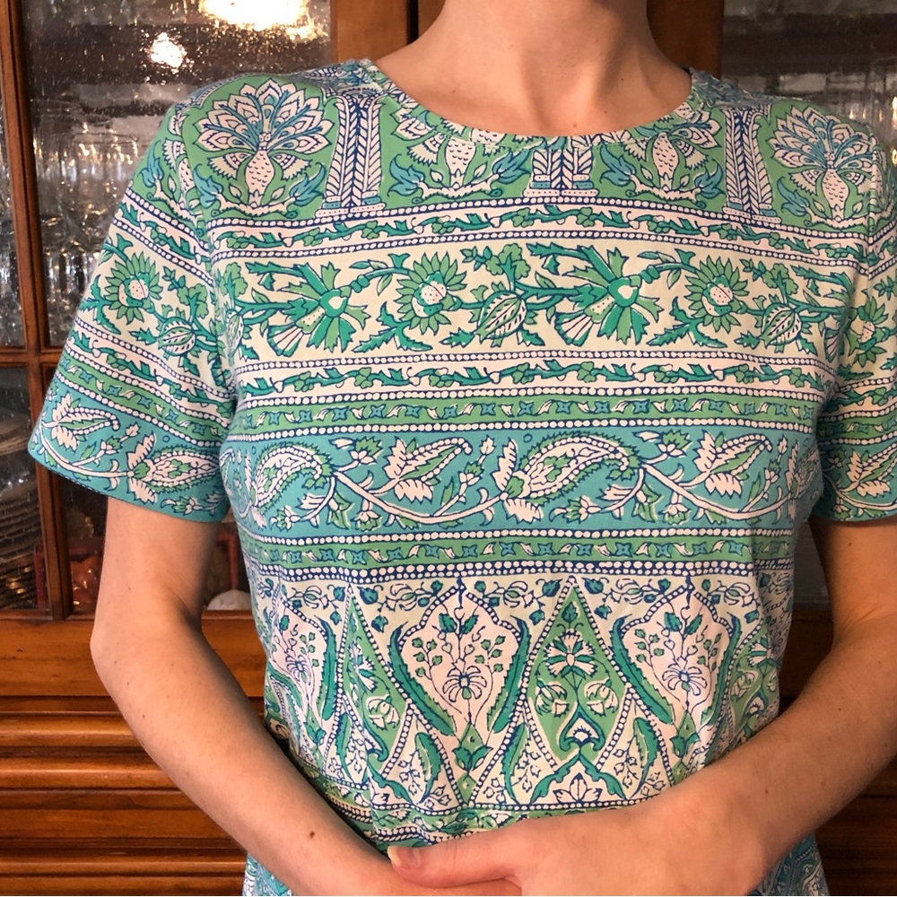 Like New Talbots Blue Patterned Top - Picture 2 of 4